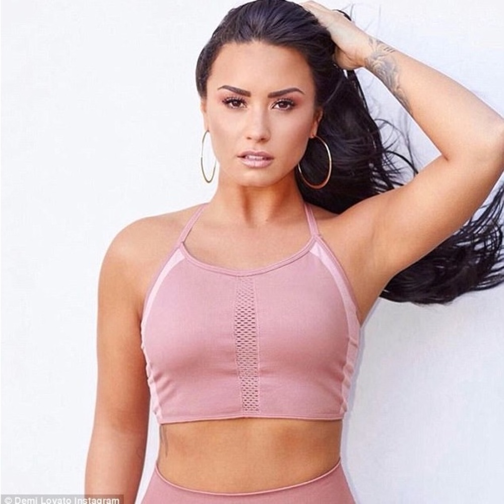 NWT Fabletics Sports Bra